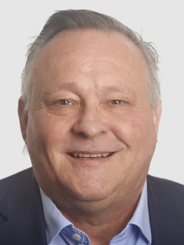 Andrew Carlton