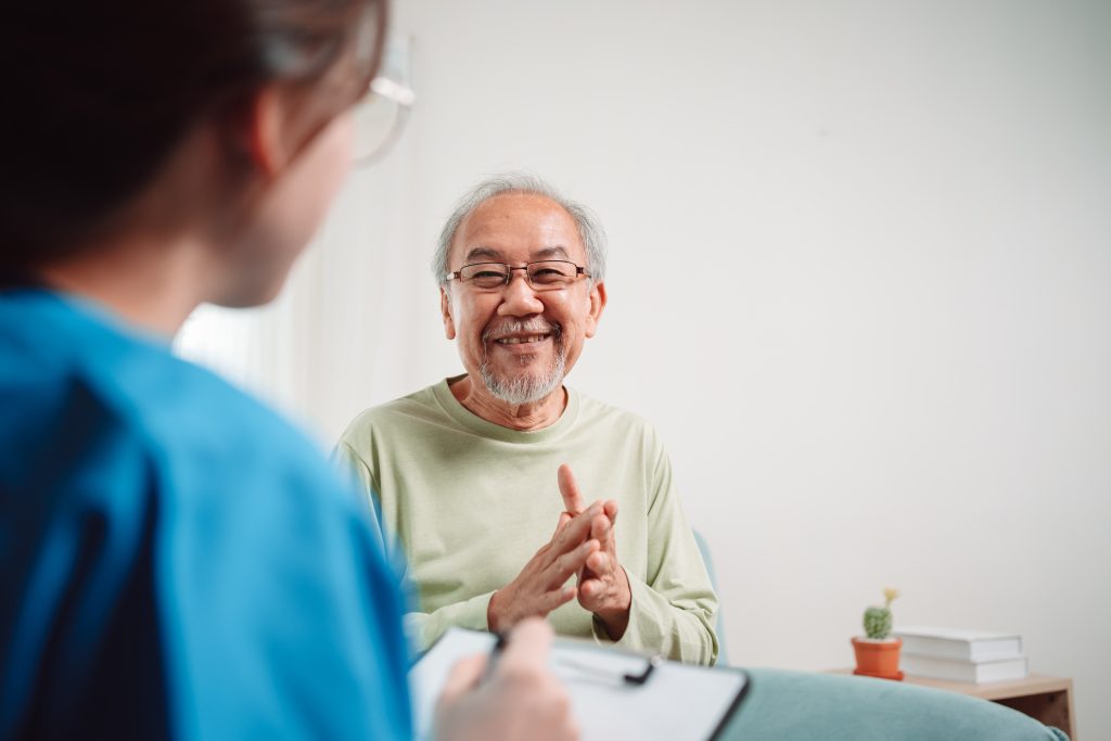CHSP-care-giver-with-elderly